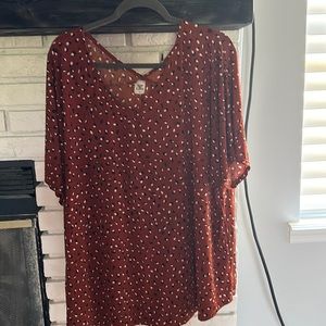 Beautiful women’s shirt. Like new.